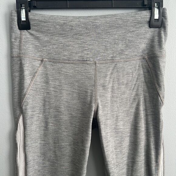 Athleta Women’s Small Workout Gym Gray with white mesh Leggings - Picture 3 of 14